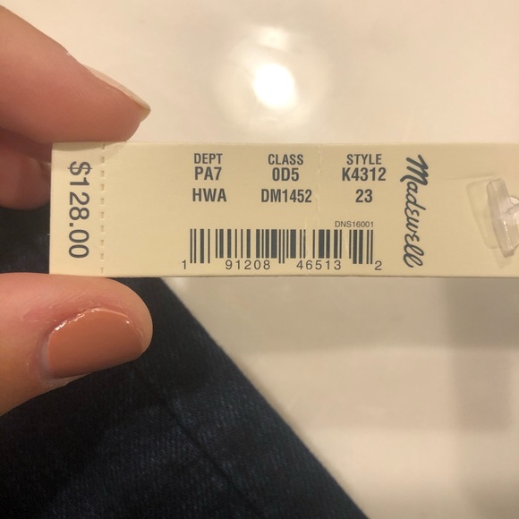 Madewell High Rise Curvy Jeans - Picture 6 of 7